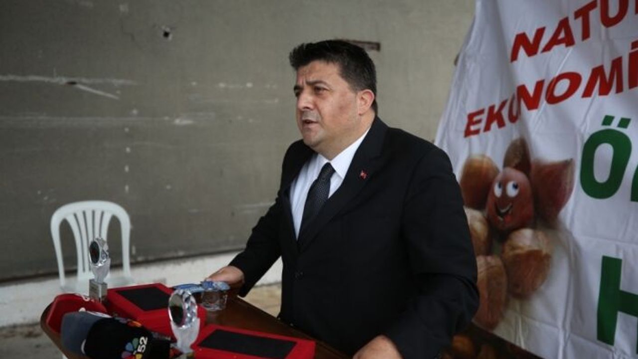 Yeni mahsul fındığı ekonomiye ilk kazandıran firmalara ödül