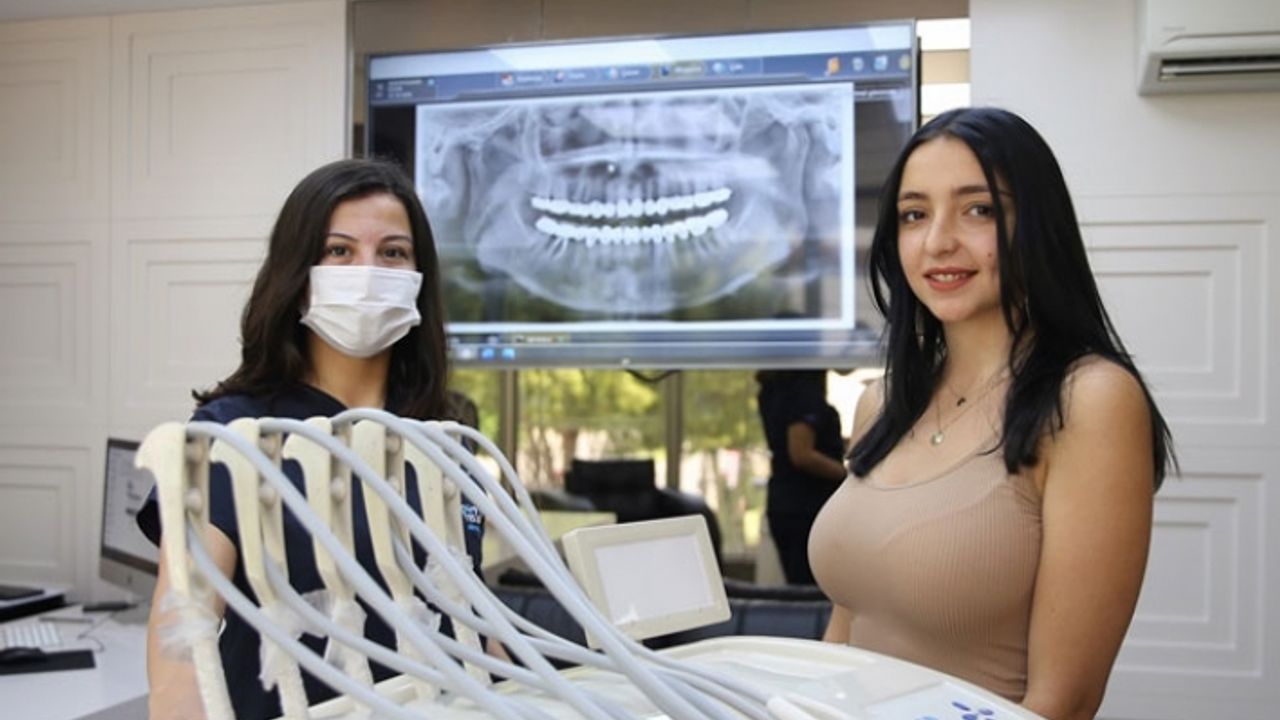 Antalya, Sağlık 'Turizm'inin de Başkenti