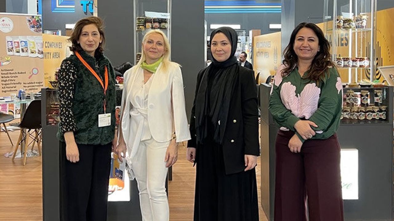 Türk kadın girişimciler Köln'de gıda ürünlerini tanıttı