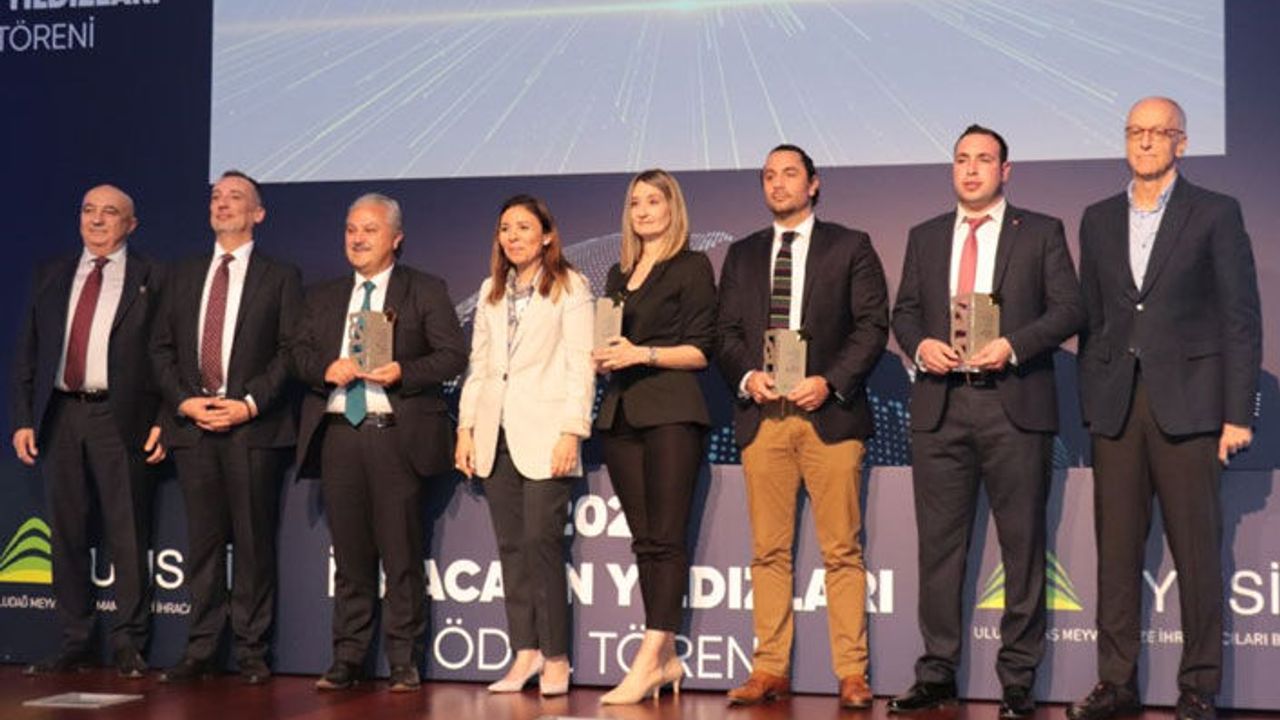 Meyve ve sebze ihracatında başarılı firmalara ödül