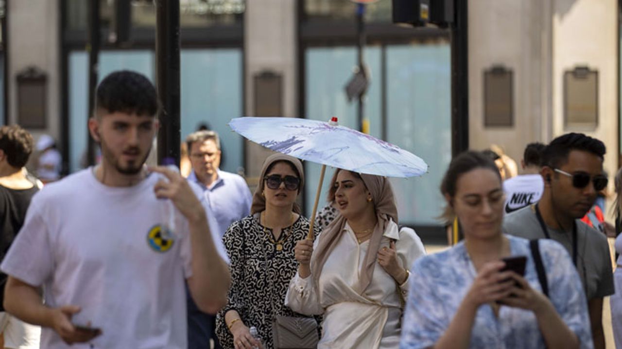 İngiltere tarihinde ilk kez hava sıcaklığı 40 dereceyi aştı
