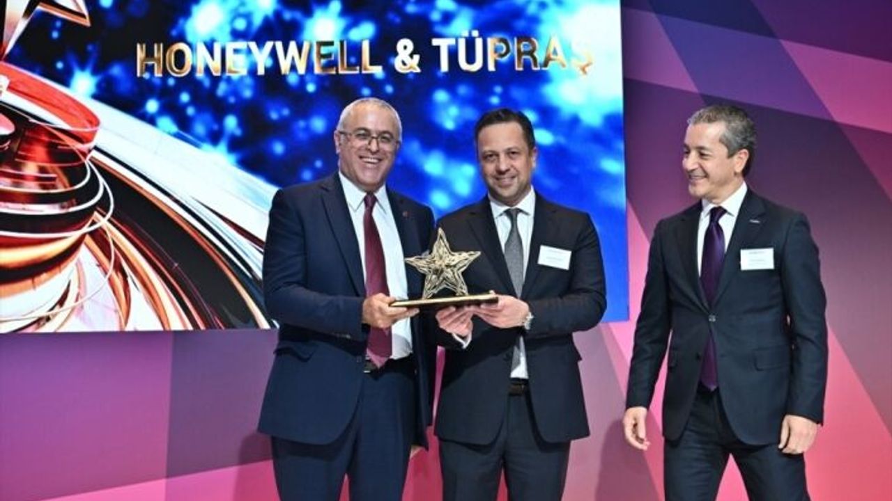 Tüpraş ve Honeywell sürdürülebilir havacılık yakıtı projesiyle ödül aldı