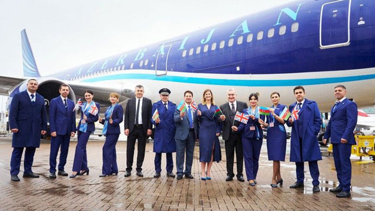 Azerbaycan Airlines’in Bakü-Gatwick seferleri başladı