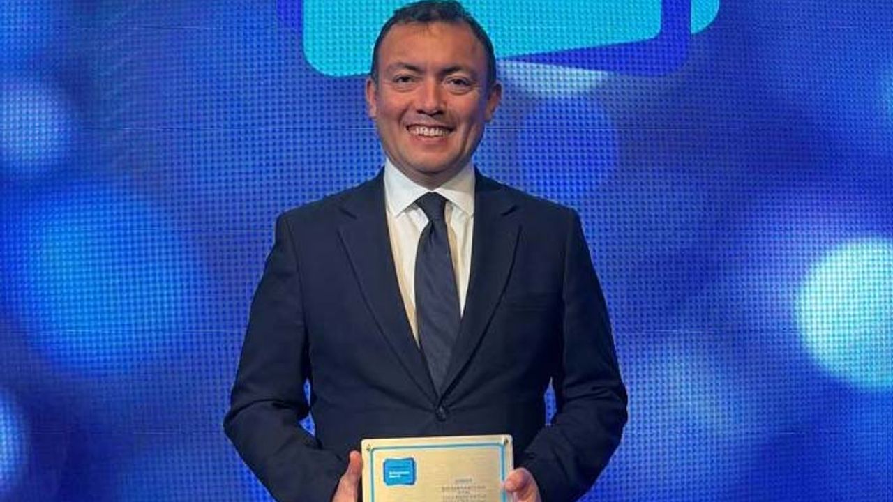 Aksa Elektrik'e EMEA Finance'den yılın en iyi kredi anlaşması ödülü