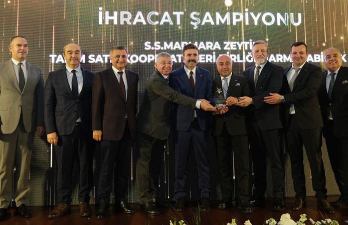 Marmarabirlik İhracat Şampiyonluğu Ödülünün Sahibi Oldu