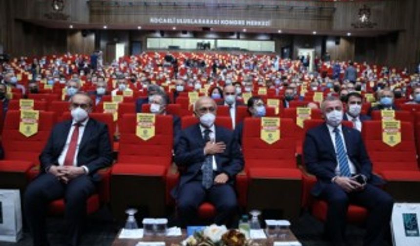 Elvan, Kocaeli'de iş dünyası temsilcileriyle bir araya geldi