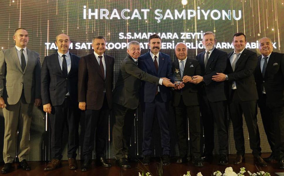 Marmarabirlik İhracat Şampiyonluğu Ödülünün Sahibi Oldu