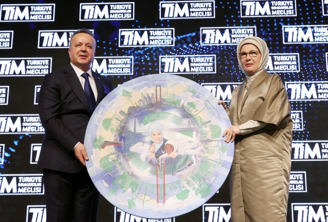 İhracatın Güçlü Kadınları Ödüllendirildi
